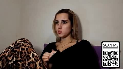 hotmusex online show from 12-22-25, 01:30