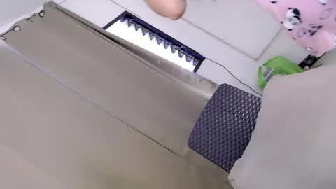 HOT BEATRICE online show from 12-23-25, 05:38