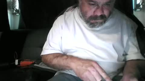 hotnriv13 online show from 02-25-25, 02:54