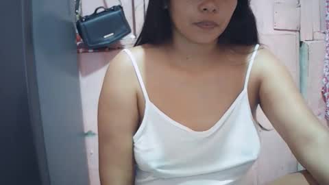 hotpink4u04 online show from 01-18-26, 11:30