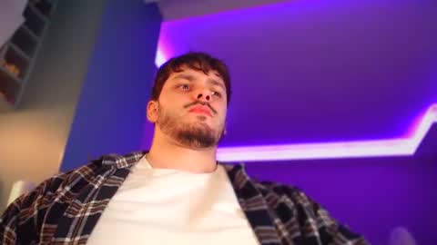 Snapshot of hotpolishsausage chatting on 06-18-26, 01:39 Jason online show from 06-18-26, 01:39