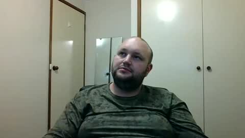 Snapshot of hotrodder323 chatting on 12-08-24, 02:39 hotrodder323 online show from 12-08-24, 02:39