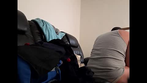 hotrox6942 online show from 04-14-26, 10:54