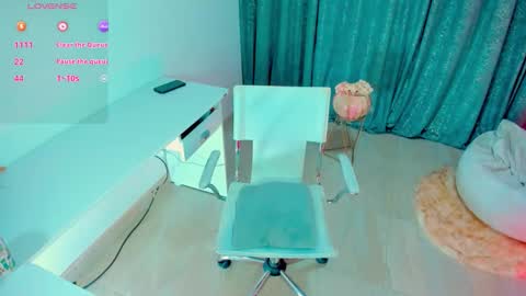 hotsecretary2 online show from 02-01-26, 11:42