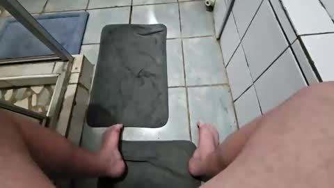 Snapshot of hotshotbadboy chatting on 10-14-25, 09:59 Hotshot online show from 10-14-25, 09:59