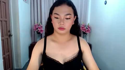 hotsiren101 online show from 01-06-26, 07:39