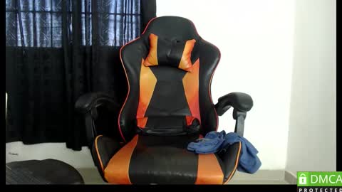 hotsteel420 online show from 11-25-25, 09:59