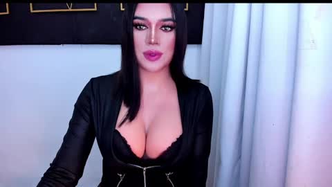 Snapshot of hotstellacumxxx chatting on 05-31-26, 04:31 STELLA online show from 05-31-26, 04:31
