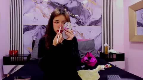 Snapshot of hott_barbie_ chatting on 11-07-25, 03:28 hott_barbie_ online show from 11-07-25, 03:28