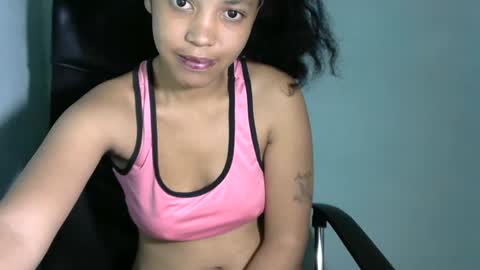 Snapshot of hott_beauty chatting on 07-13-26, 04:37 MULAN online show from 07-13-26, 04:37