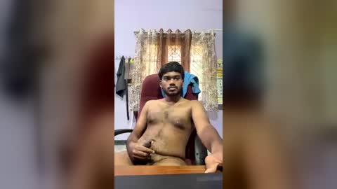 Snapshot of hottamilguy01 chatting on 07-02-26, 06:52 hottamilguy01 online show from 07-02-26, 06:52