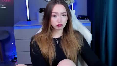 hello Im Eva online show from 11-04-25, 09:52