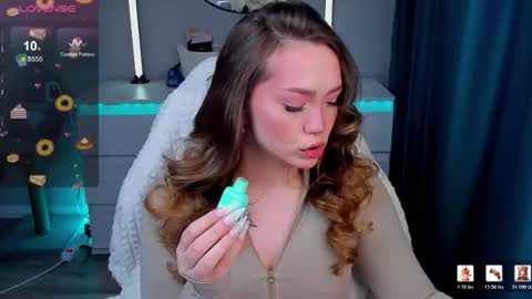 hello Im Eva online show from 02-02-26, 11:42