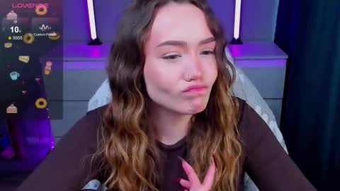 hello Im Eva online show from 02-24-26, 08:23