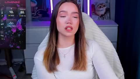hello Im Eva online show from 05-01-26, 01:05