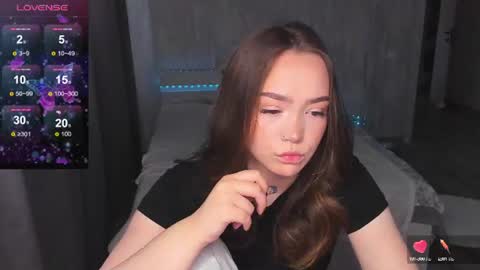 Snapshot of hottease_pvt chatting on 06-13-26, 04:54 hello Im Eva online show from 06-13-26, 04:54