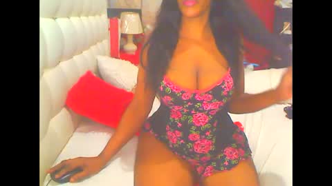 Snapshot of hottesa2019 chatting on 10-09-25, 12:52 THEONE online show from 10-09-25, 12:52