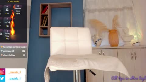 Snapshot of hottestdavidx chatting on 01-11-25, 01:01 ONLY online show from 01-11-25, 01:01