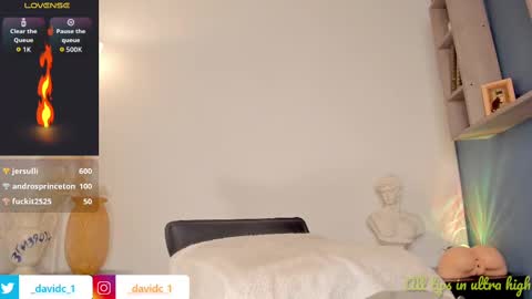 Snapshot of hottestdavidx chatting on 10-13-25, 11:43 ONLY online show from 10-13-25, 11:43