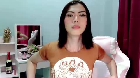 hottestdella69 online show from 01-10-26, 12:07