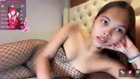 hottie_carlinexx online show from 04-02-26, 06:00