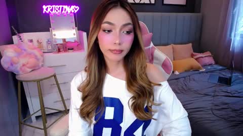 Snapshot of hottie_lexie chatting on 07-08-26, 02:05 LEXIE- dont forget to give me thumbs up online show from 07-08-26, 02:05