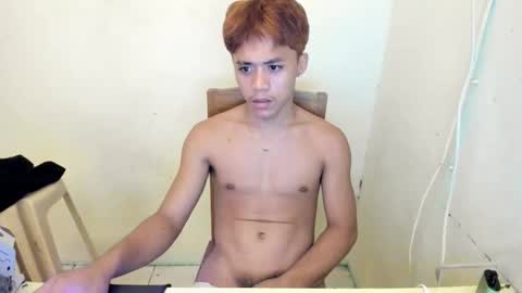 hottie_migs online show from 05-05-26, 05:10