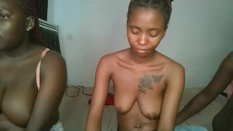 hottie_mistie online show from 04-24-26, 12:40