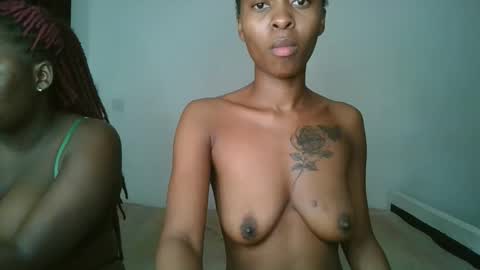 Snapshot of hottie_mistie chatting on 06-05-26, 06:57 hottie_mistie online show from 06-05-26, 06:57