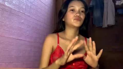 hottie_ptite online show from 06-20-26, 02:25