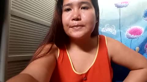Snapshot of hottiecum27 chatting on 07-23-26, 06:11 hottiecum27 online show from 07-23-26, 06:11