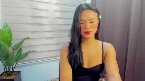 Maxine online show from 09-10-25, 12:16