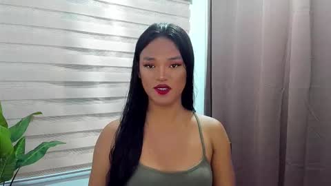 Maxine online show from 09-13-25, 11:54