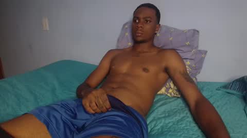 Snapshot of hottiekingny chatting on 07-06-26, 12:29 independent Model online show from 07-06-26, 12:29