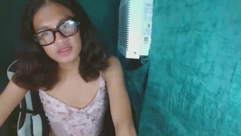 hottiest_luna online show from 04-29-26, 06:39