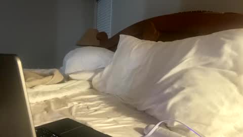 hottiewithabody101 online show from 10-30-25, 02:02