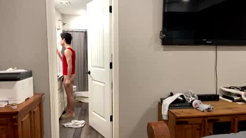 hottiewithabody101 online show from 12-14-25, 05:18