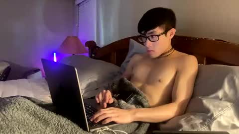 Snapshot of hottiewithabody101 chatting on 05-11-26, 02:45 hottiewithabody101 online show from 05-11-26, 02:45
