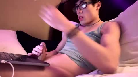 Snapshot of hottiewithabody101 chatting on 05-13-26, 02:25 hottiewithabody101 online show from 05-13-26, 02:25