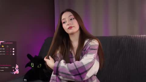 hottpeachh online show from 01-14-26, 04:01