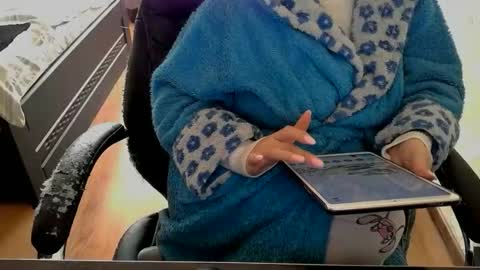 Mary online show from 04-13-26, 09:59