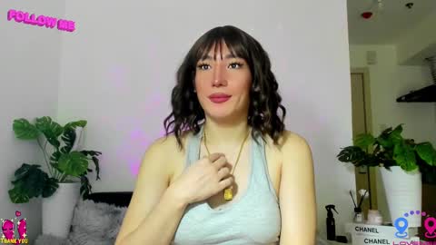 Snapshot of hottycrishinaxx chatting on 02-23-25, 06:07 crishinahotty online show from 02-23-25, 06:07