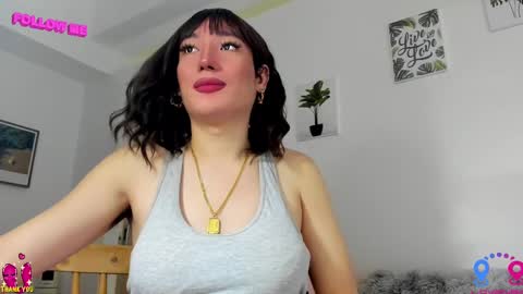 Snapshot of hottycrishinaxx chatting on 03-02-25, 02:08 crishinahotty online show from 03-02-25, 02:08