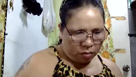Snapshot of hottycrissy4u chatting on 06-04-26, 06:41 hottycrissy4u online show from 06-04-26, 06:41