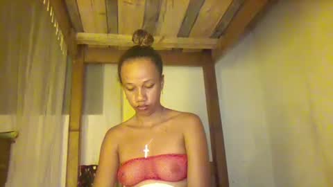 HottyFGirl online show from 02-25-25, 05:47
