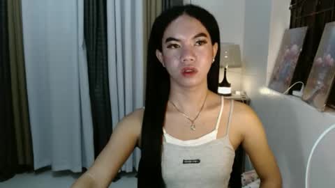 Snapshot of hottyshedah_0209 chatting on 02-04-26, 11:09 THALIE online show from 02-04-26, 11:09