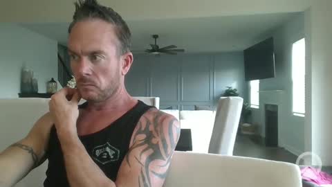 Snapshot of hotwifehotlife01 chatting on 04-12-26, 09:09 Hotwifehotlife01 online show from 04-12-26, 09:09