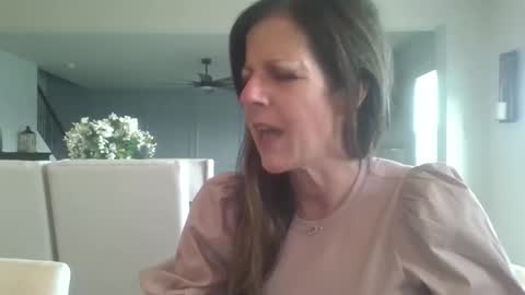 Snapshot of hotwifehotlife01 chatting on 04-24-26, 10:23 Hotwifehotlife01 online show from 04-24-26, 10:23