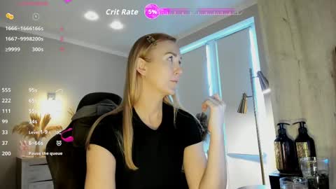 Snapshot of hotyplays chatting on 04-25-26, 12:30 Susan online show from 04-25-26, 12:30