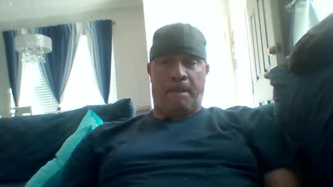 Snapshot of hotyummycock69 chatting on 04-01-26, 07:00 hotyummycock69 online show from 04-01-26, 07:00